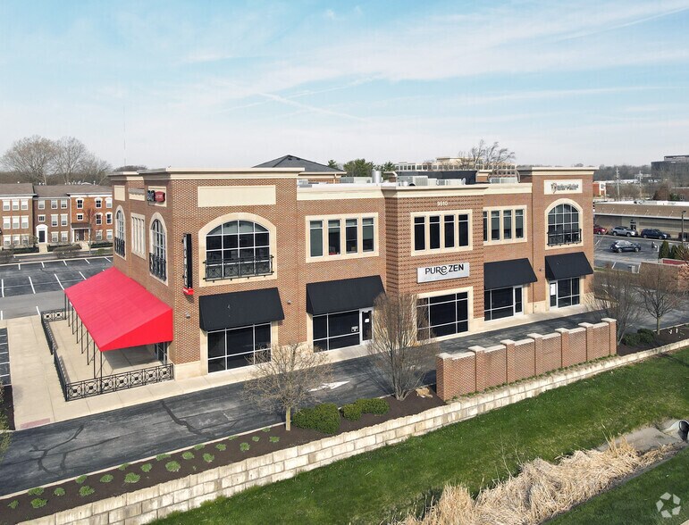 9510 N Meridian St, Indianapolis, IN à louer - Photo du bâtiment - Image 2 de 3