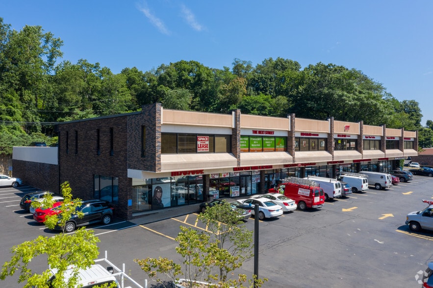 877 Post Rd E, Westport, CT for lease - Building Photo - Image 2 of 8