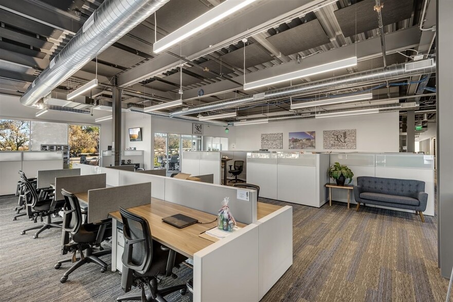 1629 Main St, Redwood City, CA for lease - Interior Photo - Image 3 of 25