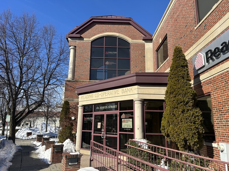 180 Haven St, Reading, MA for lease - Building Photo - Image 1 of 22