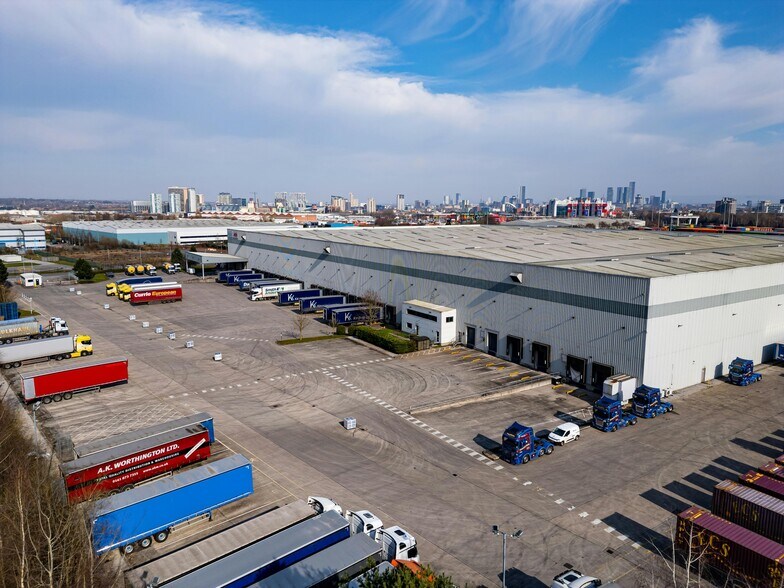 Fraser Pl, Manchester à louer - Photo du bâtiment - Image 3 de 16