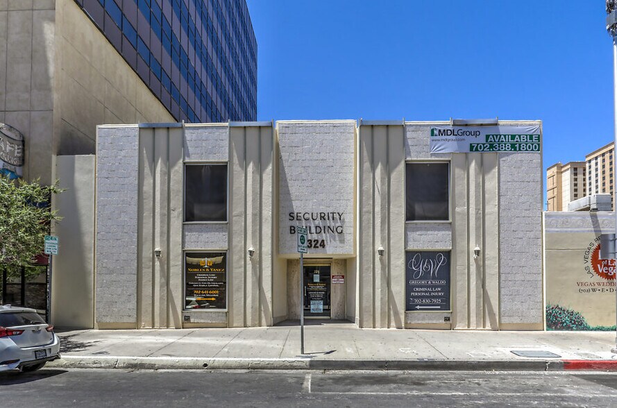324 S 3rd St, Las Vegas, NV à louer - Photo du bâtiment - Image 1 de 6
