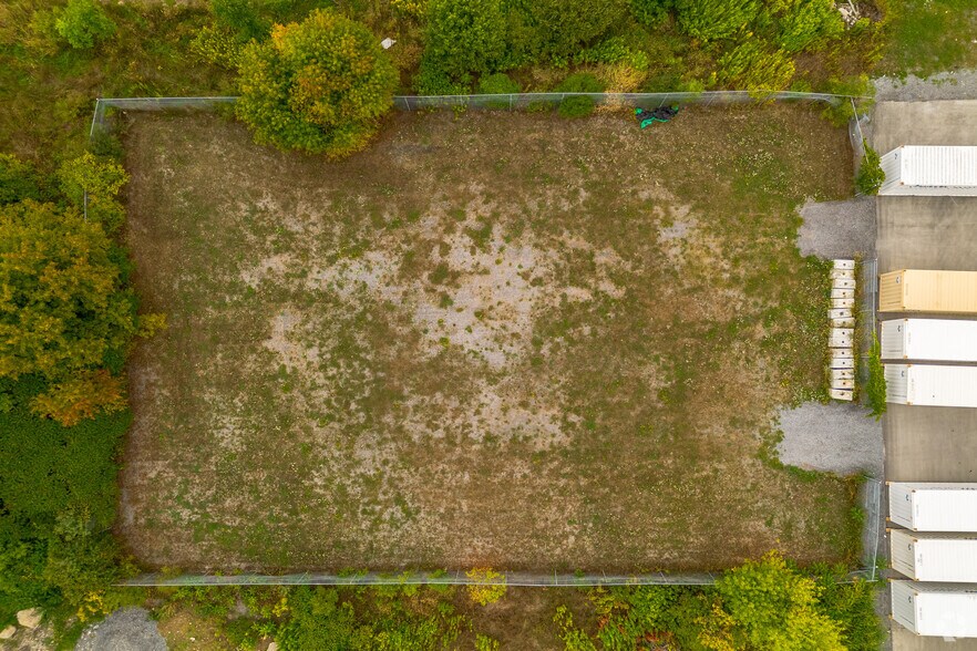 5977 Hazeldean Rd, Ottawa, ON à louer - Photo du bâtiment - Image 2 de 2