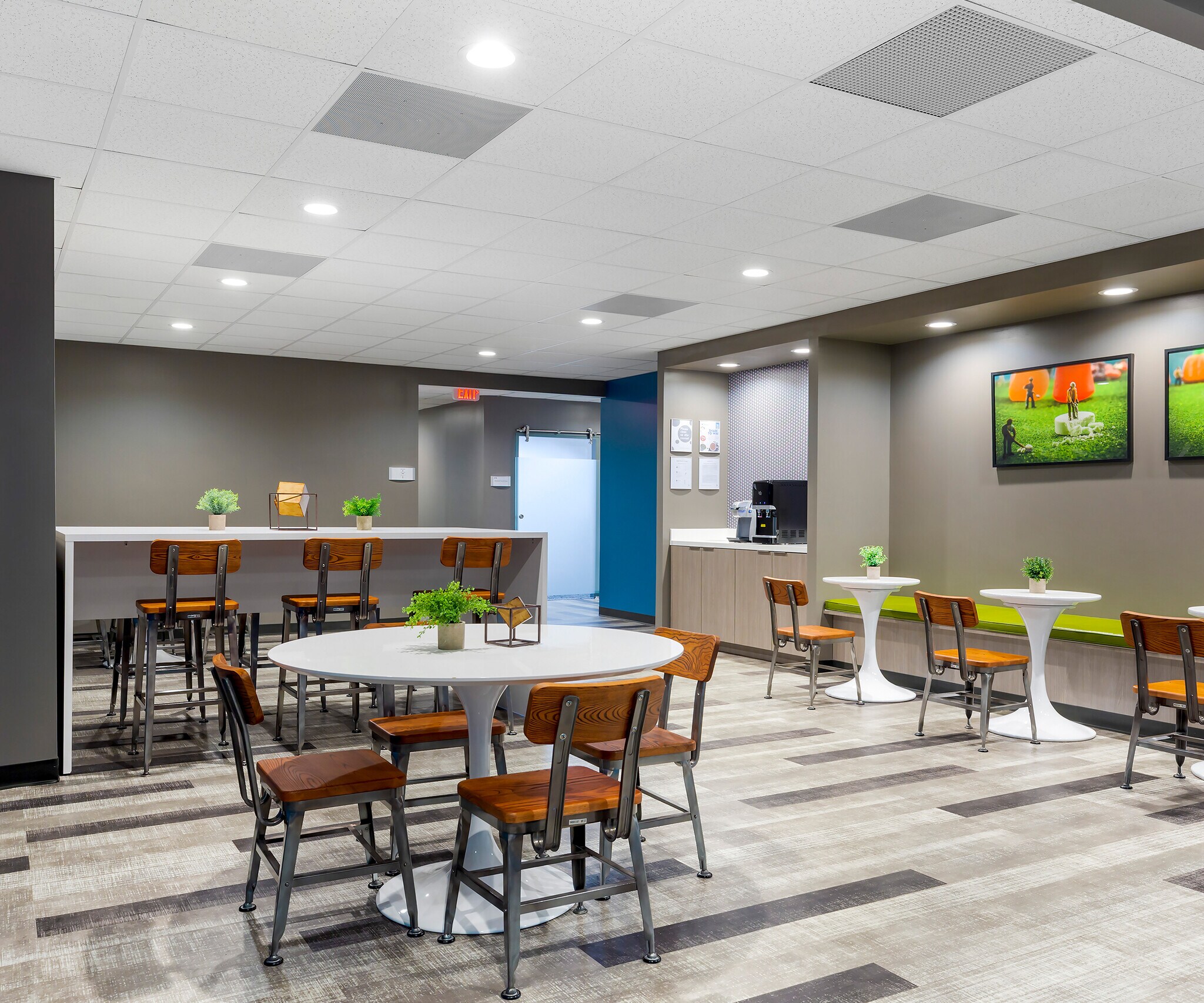 67 Forest St, Marlborough, MA à louer Photo intérieure- Image 1 de 14