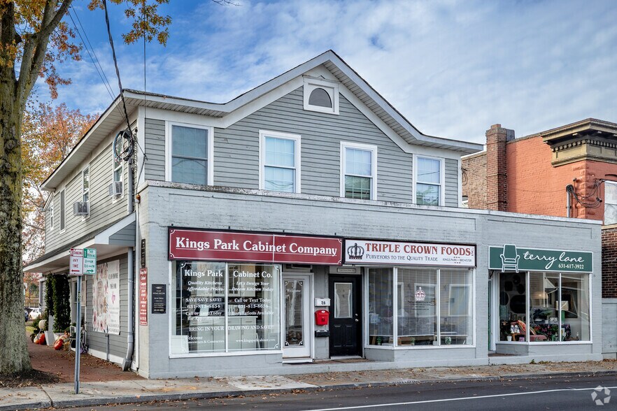 26-28 Main St, Kings Park, NY for sale - Primary Photo - Image 1 of 6