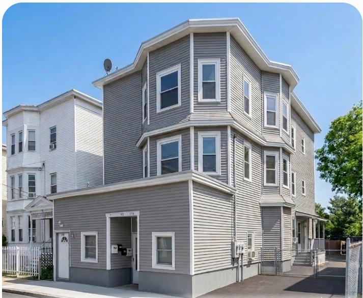 174 Park St, Lawrence, MA for sale Primary Photo- Image 1 of 2