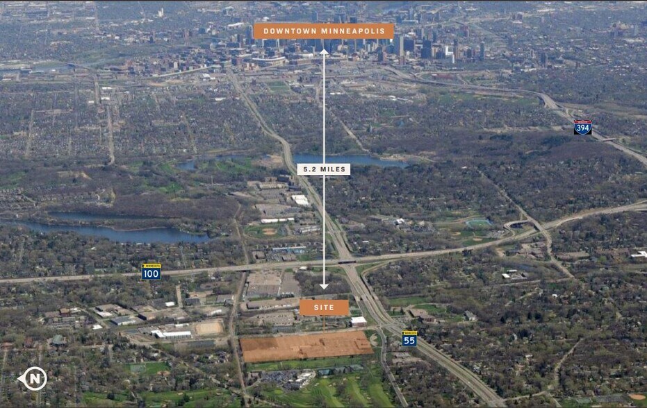 651 Douglas Dr N, Golden Valley, MN à louer - Photo du bâtiment - Image 2 de 2