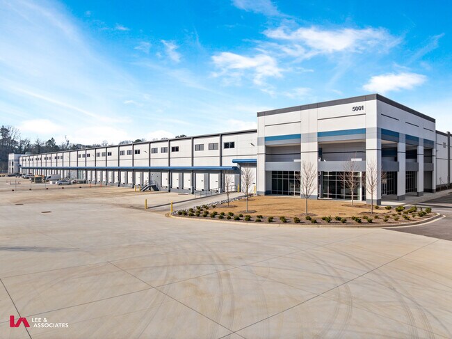 More details for 5001 N Commerce Dr, College Park, GA - Industrial for Lease