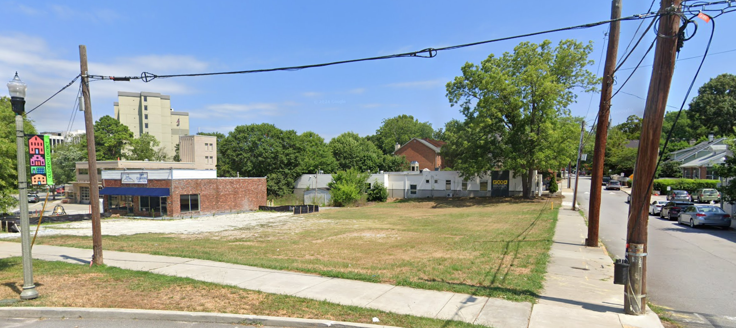 250 E Trinity Pl, Decatur, GA for lease Primary Photo- Image 1 of 2