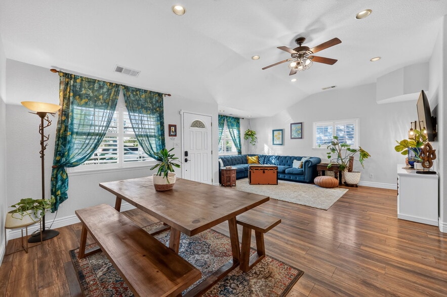 219 Persifer St, Folsom, CA for sale - Building Photo - Image 3 of 31
