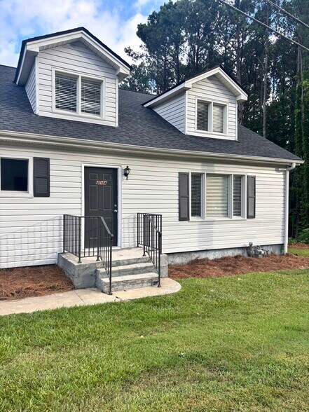 494 W Crogan St, Lawrenceville, GA à vendre - Photo du bâtiment - Image 2 de 21