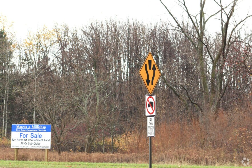 Harvard Rd, Orange Village, OH à louer - Autre - Image 3 de 4