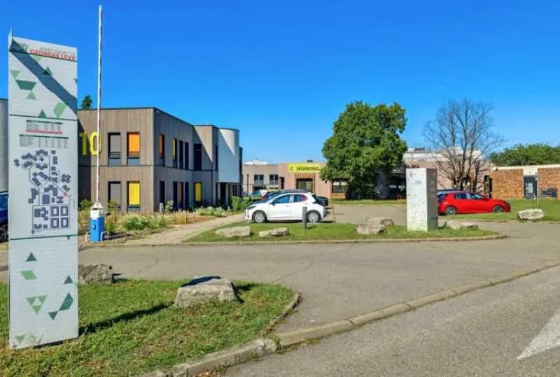 33 Avenue Du Docteur Georges Lévy, Vénissieux for lease - Building Photo - Image 3 of 8