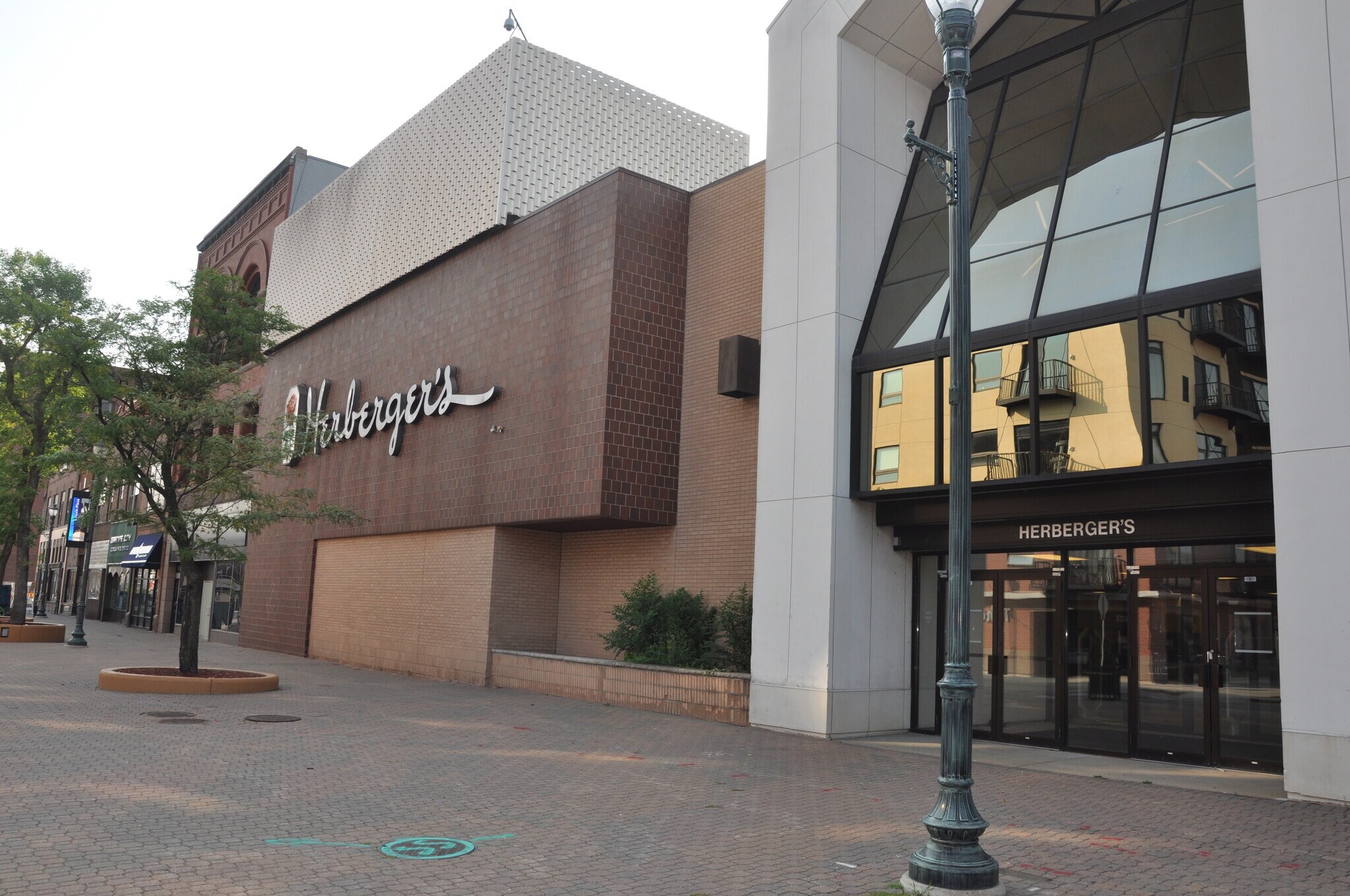 600-660 W Saint Germain St, Saint Cloud, MN à louer Photo du bâtiment- Image 1 de 15