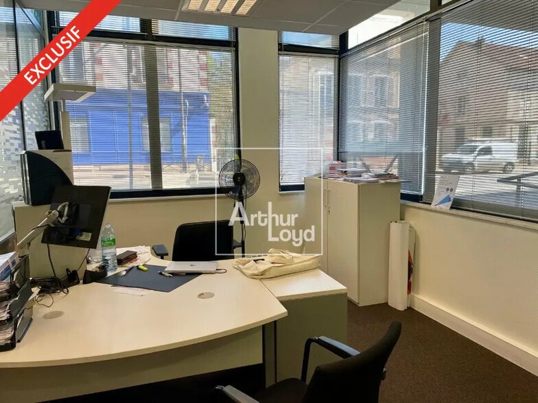 Bureau dans Melun à louer - Photo intérieure - Image 2 de 7