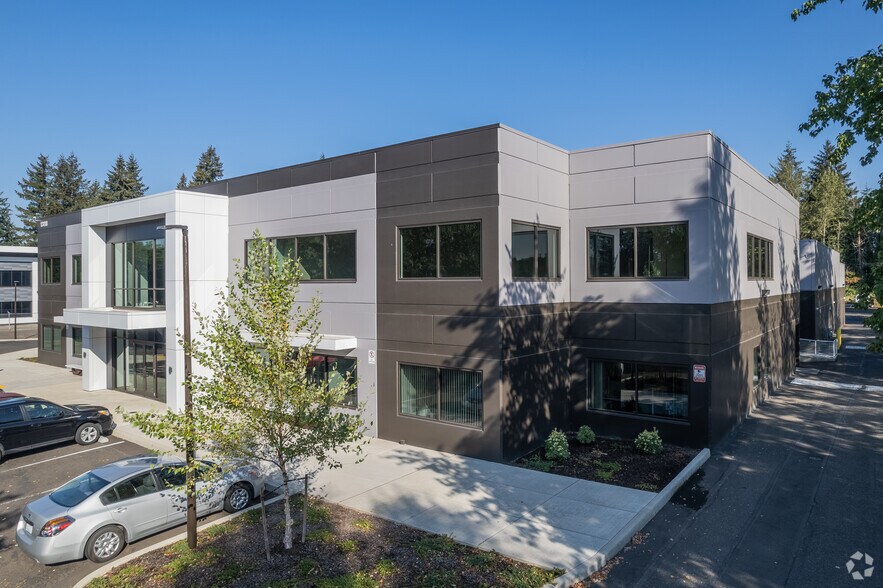 13118 NE 4th St, Vancouver, WA à louer - Photo du bâtiment - Image 1 de 11