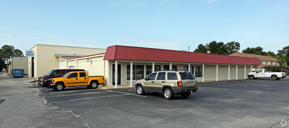 116 Fourth St, Fort Walton Beach, FL for lease - Primary Photo - Image 1 of 1