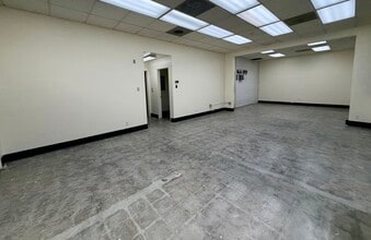 15100 S Broadway, Gardena, CA à louer Photo intérieure- Image 2 de 3