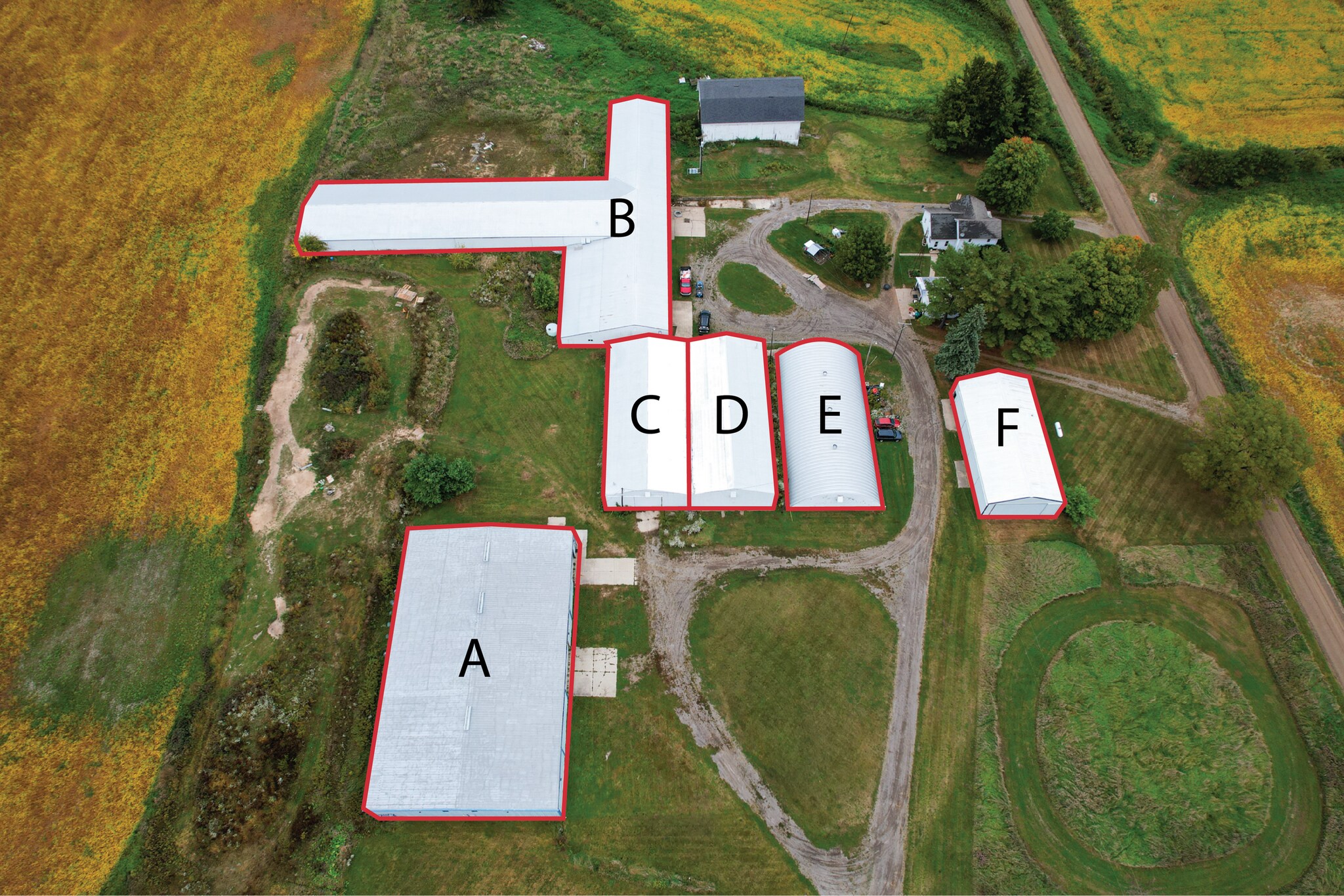 6924 Peck Rd, Eaton Rapids, MI à louer Aérien- Image 1 de 7