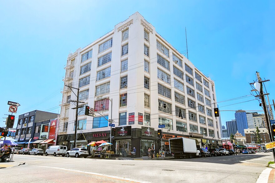 214-228 E 11th St, Los Angeles, CA à louer - Photo du bâtiment - Image 1 de 10