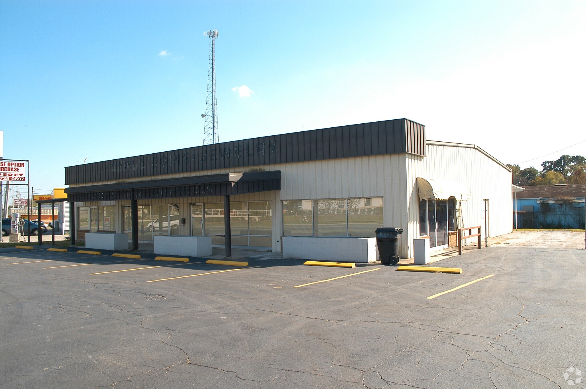 219 E North Blvd, Leesburg, FL for sale Primary Photo- Image 1 of 1