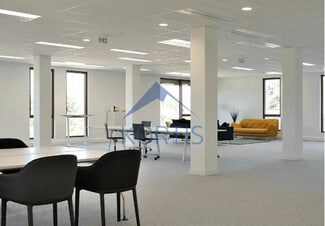 More details for 51 Rue Berty Albrecht, Bron - Office for Sale