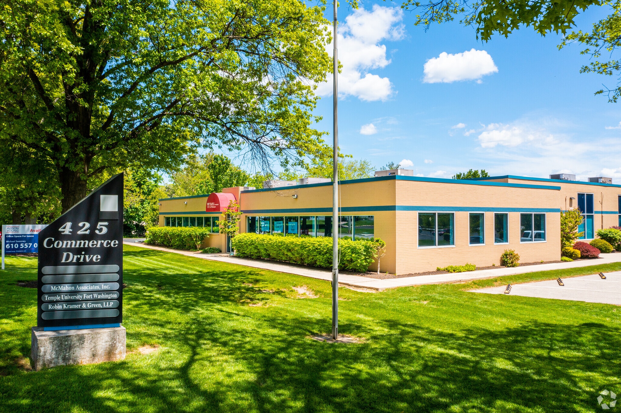 425 Commerce Dr, Fort Washington, PA for lease Primary Photo- Image 1 of 13