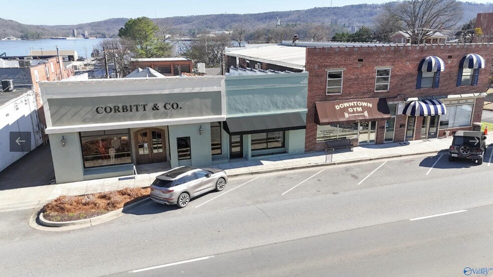 513 Gunter Ave, Guntersville, AL à vendre - Photo du bâtiment - Image 3 de 10