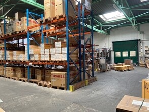 112 Avenue Franklin Roosevelt, Vaulx-en-Velin for lease Interior Photo- Image 2 of 6