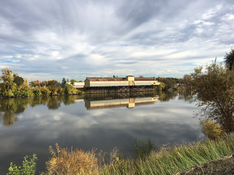 10724 Hwy 160, Hood, CA for sale - Building Photo - Image 1 of 1