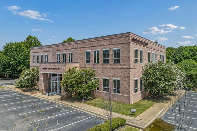 Plus de détails pour 7800 Wolf Trail Cv, Germantown, TN - Bureau aux enchères