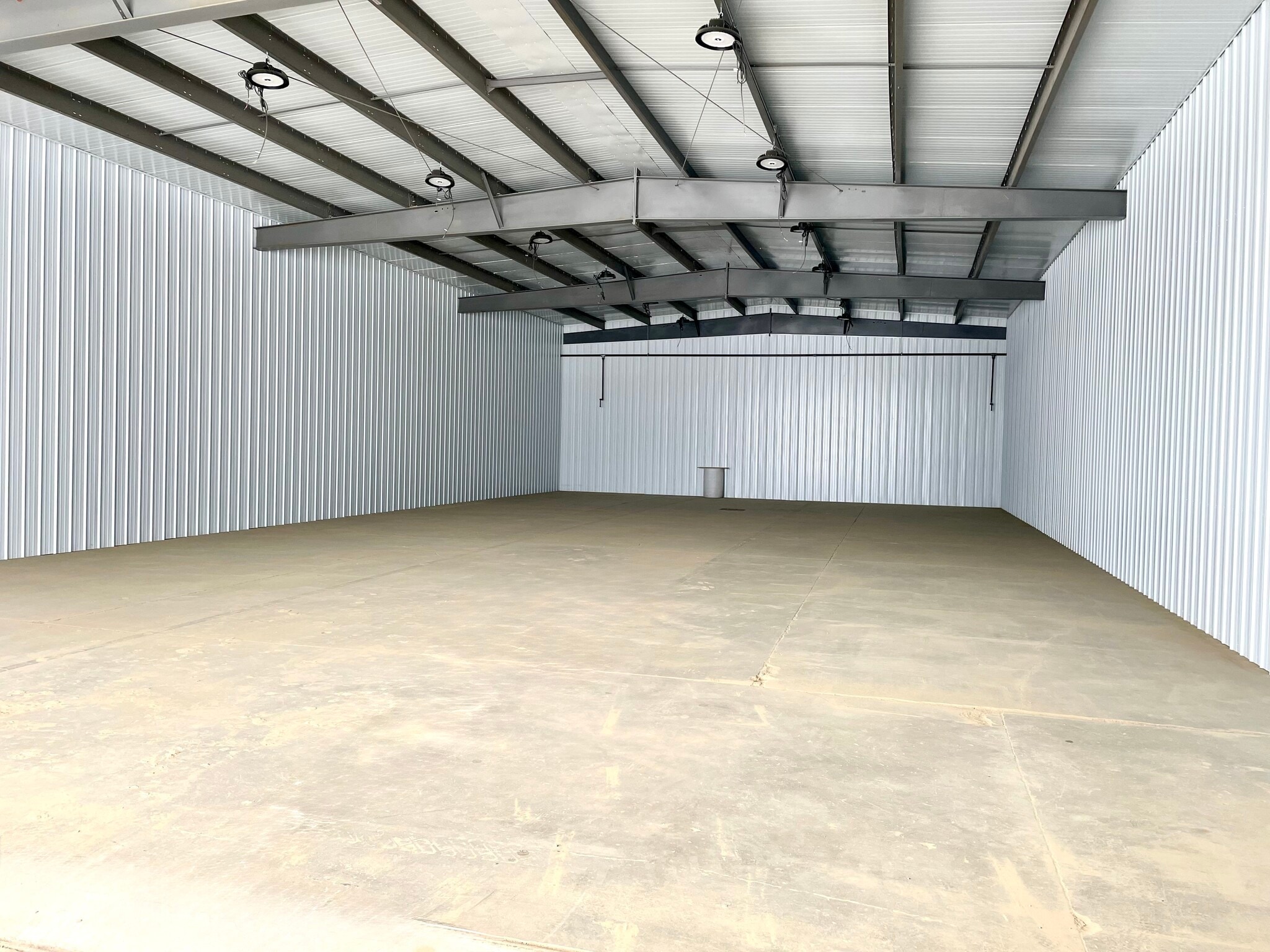 1709 E Hwy 20, Lawton, IA for lease Interior Photo- Image 1 of 5