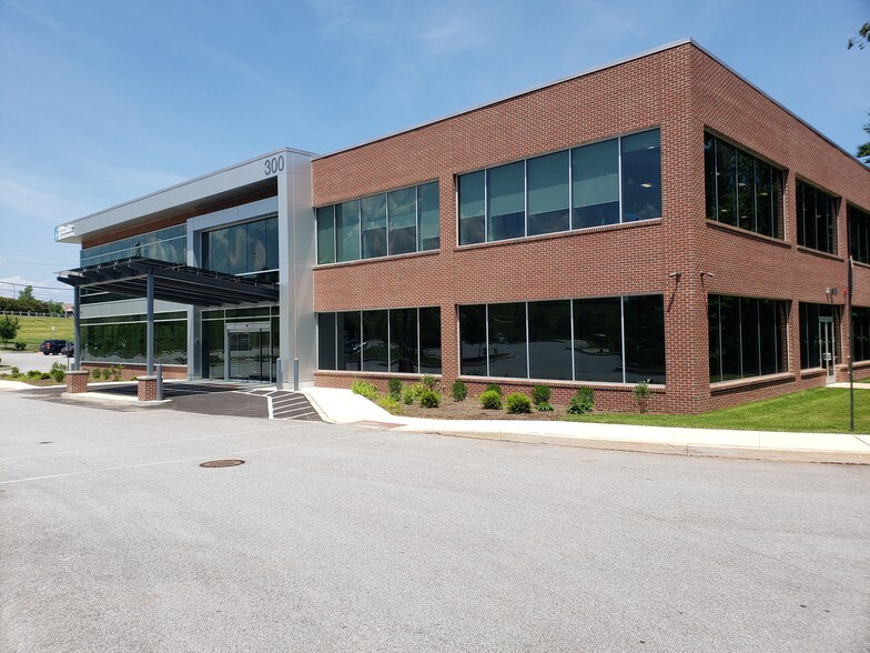 300 Springhouse Dr, Collegeville, PA à louer - Photo du bâtiment - Image 3 de 10
