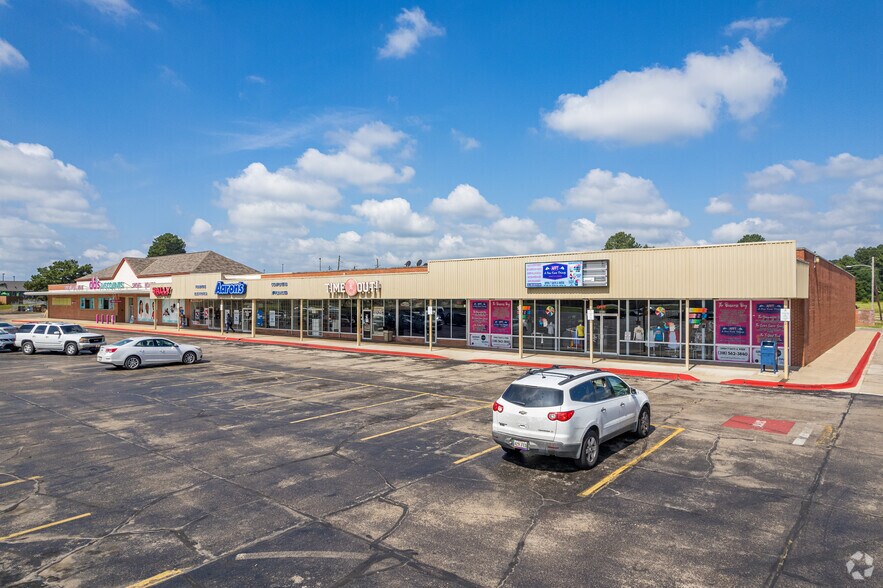 9010-9048 Mansfield Rd, Shreveport, LA à louer - Photo du bâtiment - Image 3 de 12