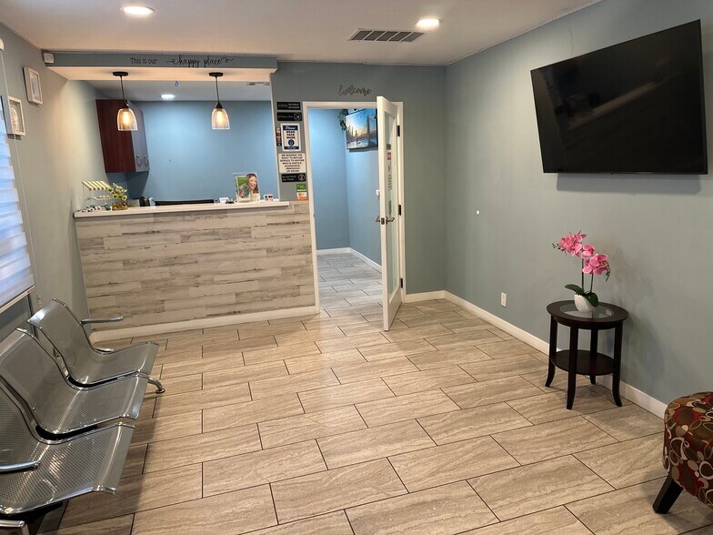 3061 Wabash Ave, Los Angeles, CA à louer - Photo du bâtiment - Image 2 de 11