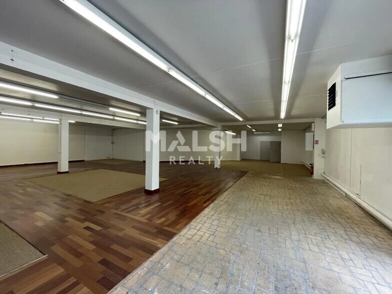 Retail in CHAMPAGNE-AU-MONT-D'OR for lease - Interior Photo - Image 3 of 7