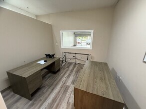 11450-11460 Washington Blvd, Whittier, CA for lease Interior Photo- Image 2 of 9