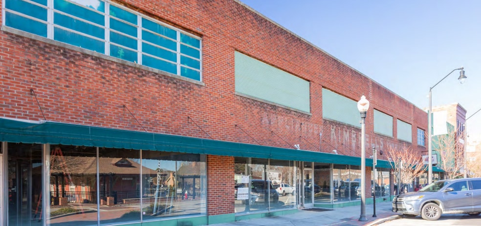 120-132 S Moore St, Sanford, NC for lease - Building Photo - Image 2 of 16