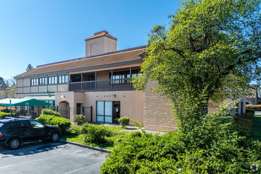 1410A Monument Blvd, Concord, CA à vendre - Photo du bâtiment - Image 3 de 10