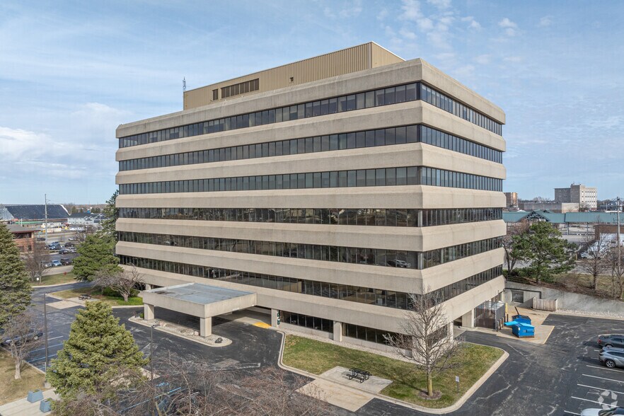 316 Morris Ave, Muskegon, MI à louer - Photo du bâtiment - Image 1 de 9