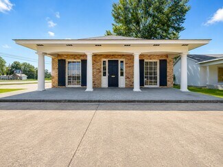Plus de détails pour 321 S Main St, Marksville, LA - Bureau à vendre