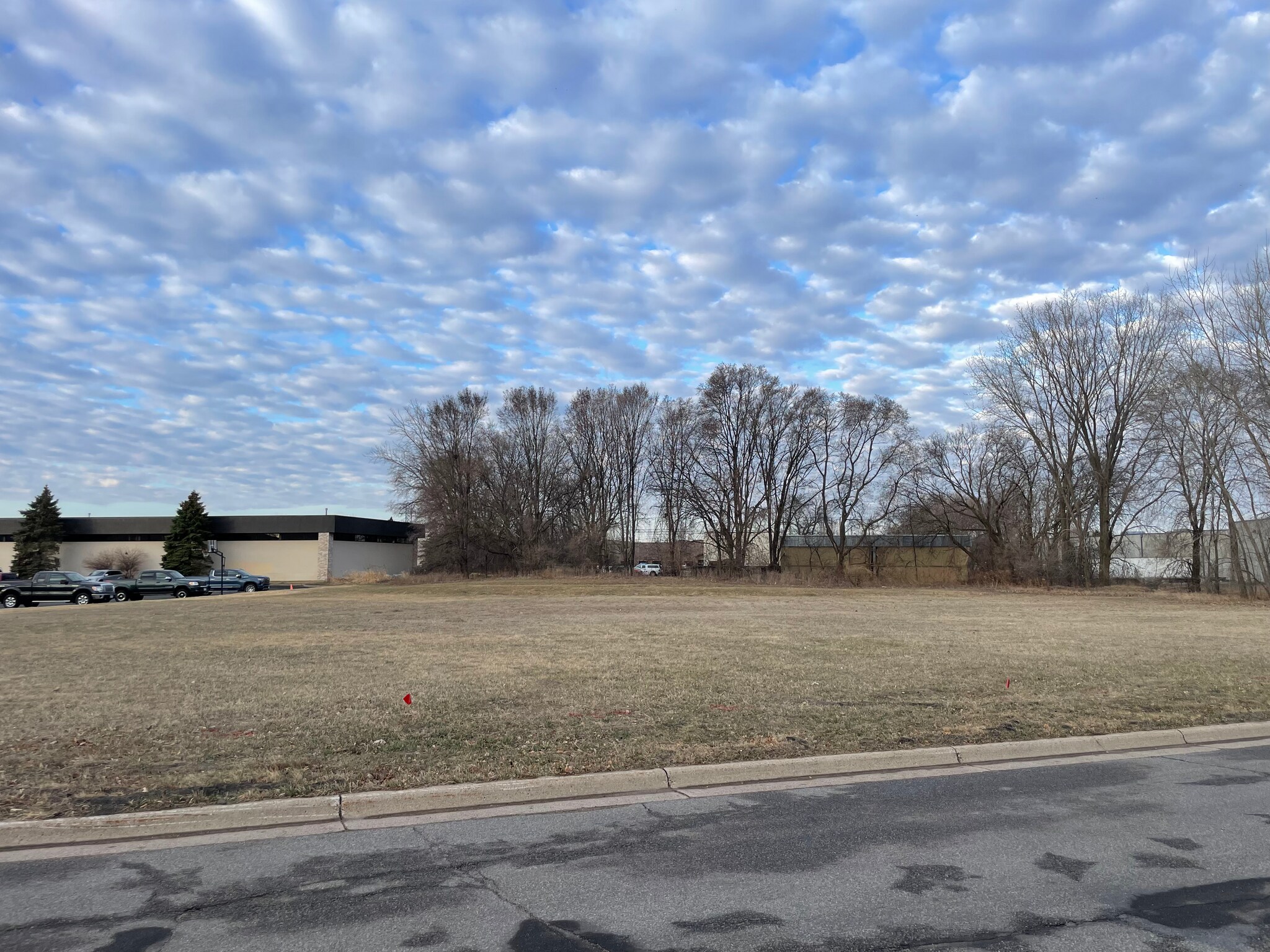 XXX Holly Street Coon Rapids MN 55433, Coon Rapids, MN for sale Primary Photo- Image 1 of 17