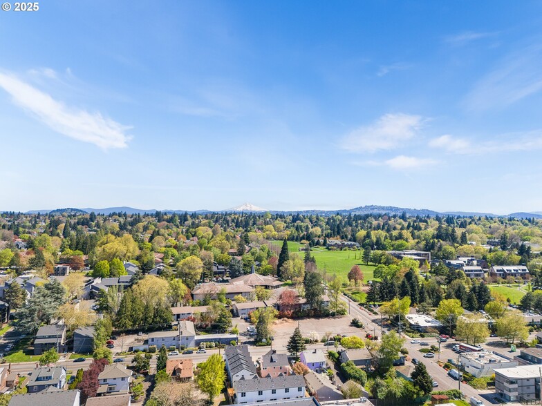 5170 28th Ave, Portland, OR for sale - Building Photo - Image 2 of 14