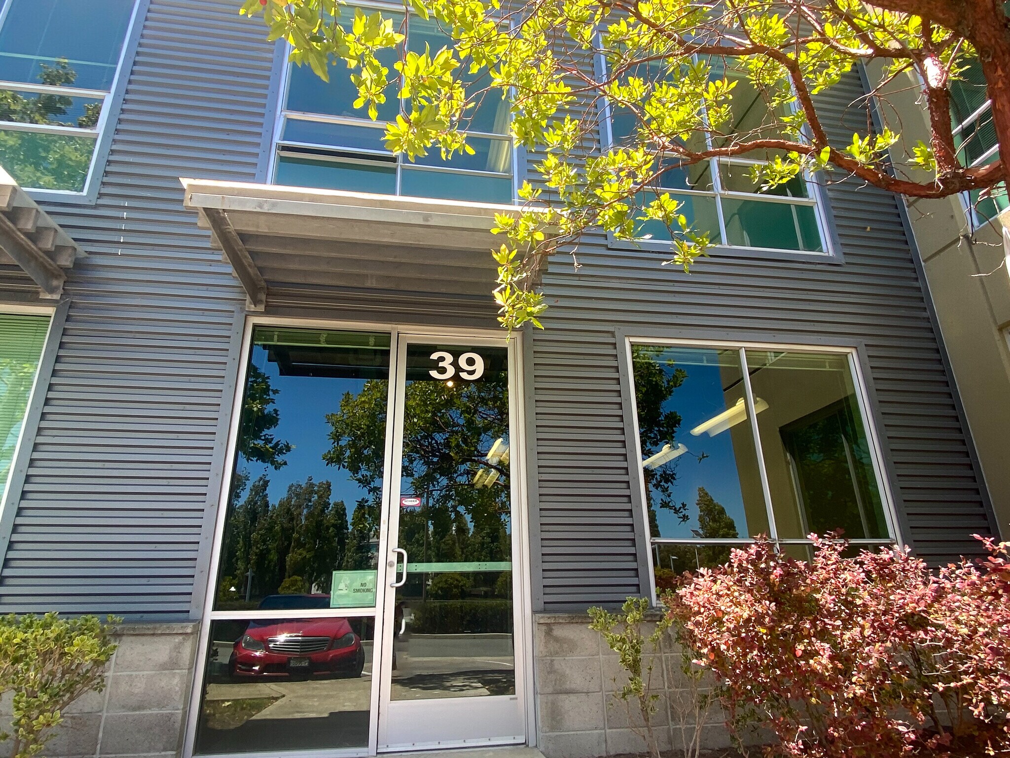 865 Marina Bay Pky, Richmond, CA for lease Interior Photo- Image 1 of 8