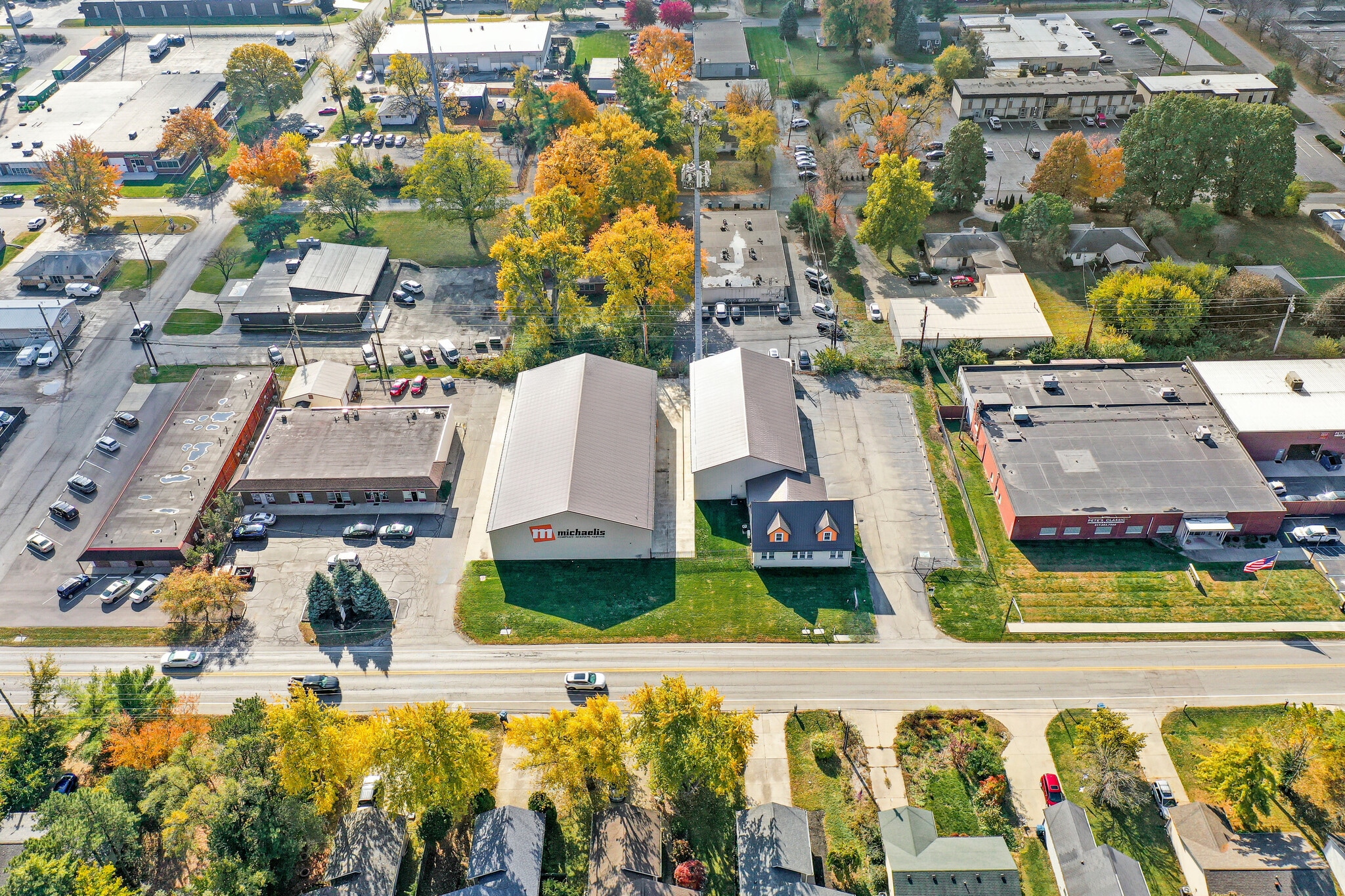 Malott Office Park portefeuille de 2 propriétés à vendre sur LoopNet.ca Photo principale- Image 1 de 3