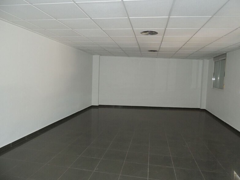 Office in Molina de Segura for lease - Interior Photo - Image 3 of 6