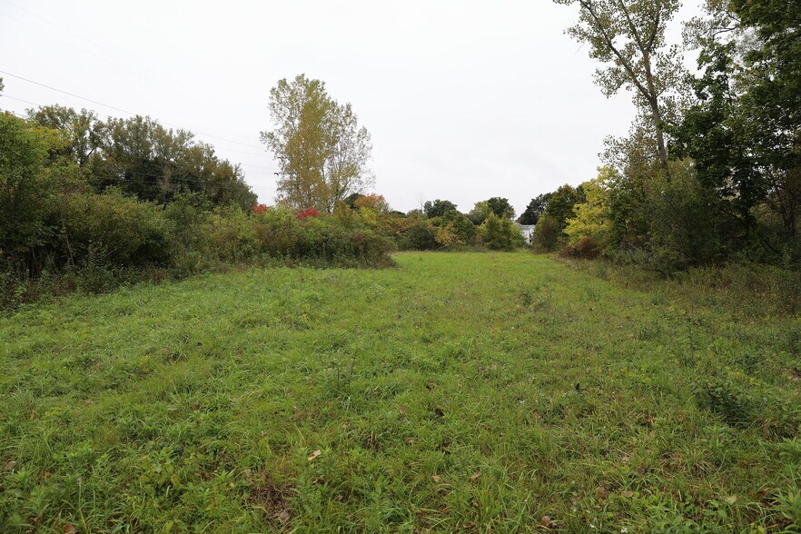 6762-6780 Fly Rd, Dewitt, NY à vendre - Photo du bâtiment - Image 2 de 24
