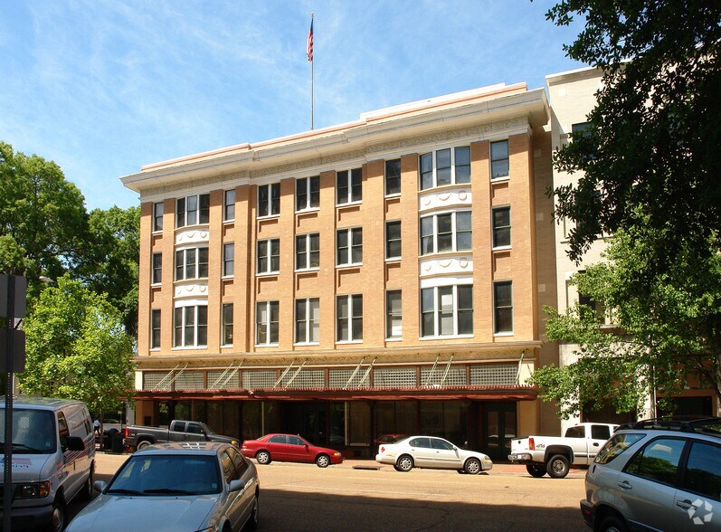 400 E Capitol St, Jackson, MS à louer - Photo du bâtiment - Image 2 de 2