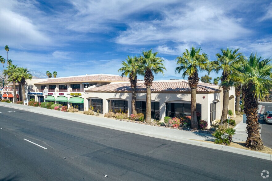 74040 Highway 111, Palm Desert, CA à louer - Photo du bâtiment - Image 2 de 9