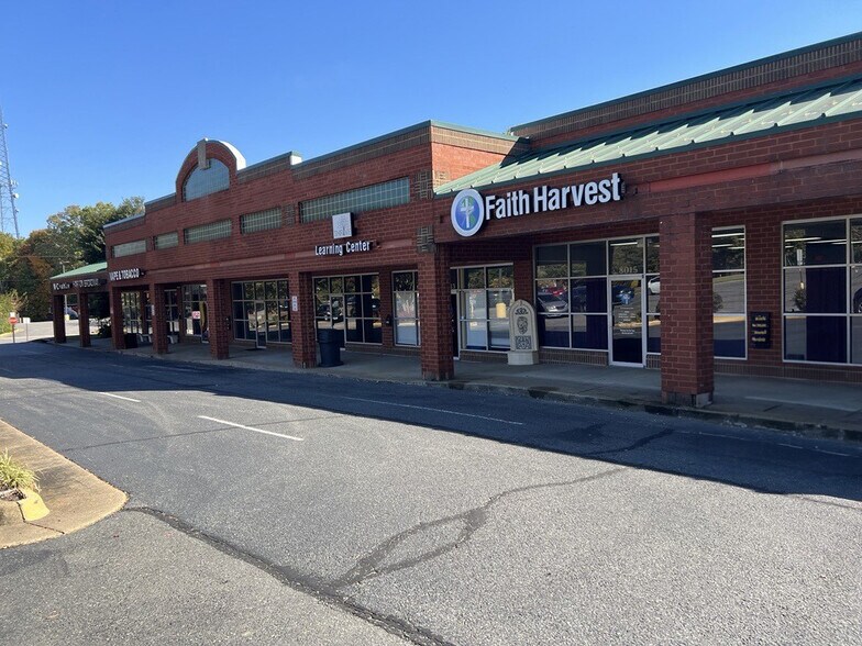 8000-8006 Buford Ct, Richmond, VA à louer - Photo du bâtiment - Image 2 de 6